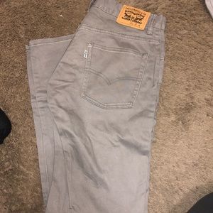 Men’s Levi Jeans!!